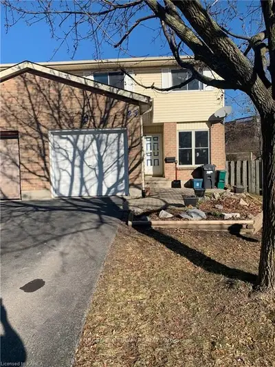 25 Trillium Court, Kingston, On K7k 6w9