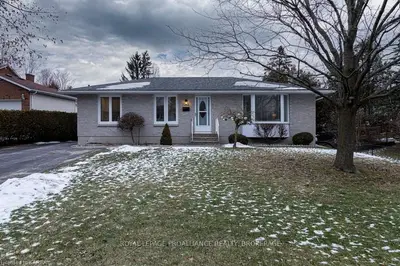 1212 PRINCE CHARLES Drive E, Kingston, ON K7M 5K1