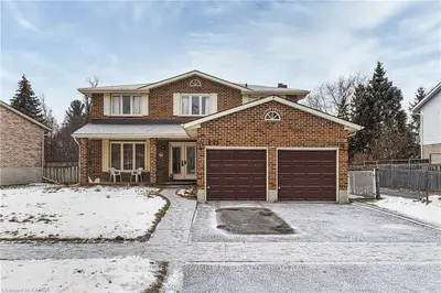 991 CHANCERY Street, Kingston, ON K7P 1R4