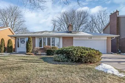 166 Chelsea Road, Kingston, On K7m 3y8
