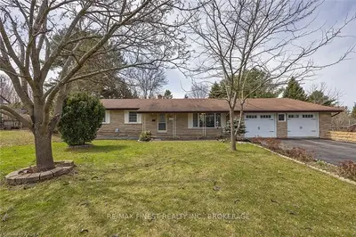 152 County Road 8, Greater Napanee, On, K7r 3c8