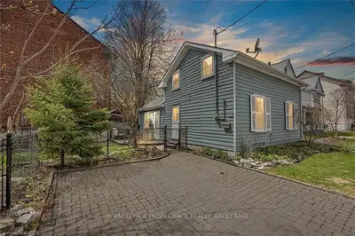 42 Wellington Street, Kingston, On K7l 3c1