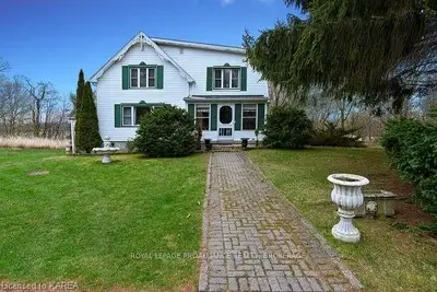 1547 County Road 2, Front Of Yonge, On, K0e 1r0