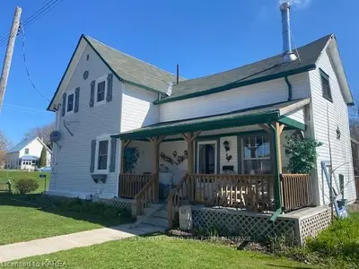 119 Ford Street, Leeds And The Thousand Islands, On K0e 1n0
