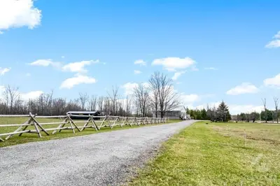 317 Kitley Line 3, Elizabethtown-kitley, On, K0e 1y0