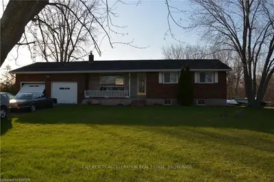 2957 COUNTY ROAD 9, Greater Napanee, ON, K7R 3K8