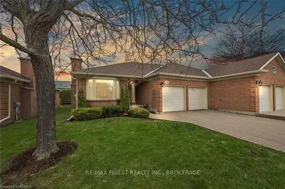 18-100 Medley Court, Kingston, On K7k 6x1