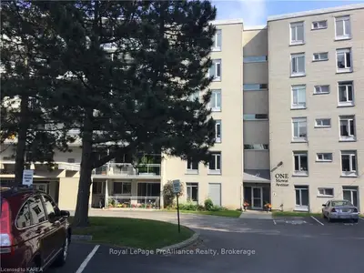 1 Mowat Avenue 602, Kingston, On K7m 1j8