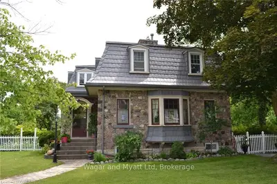 104 DUNDAS Street W, Greater Napanee, ON K7R 2A1