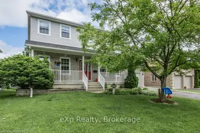 392 Honeywood Avenue, Kingston, On K7k 7l3