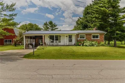 102 Haskins Point Road, Leeds And The Thousand Islands, On K0h 2n0