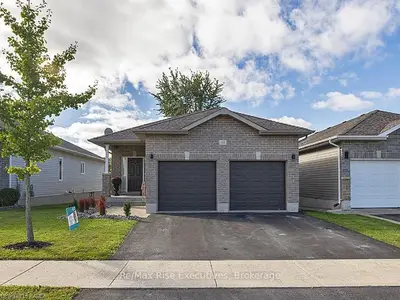 1107 Crossfield Avenue, Kingston, On K7p 0g6