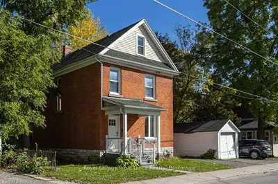 11 Nelson Street, Kingston, On K7l 3w6