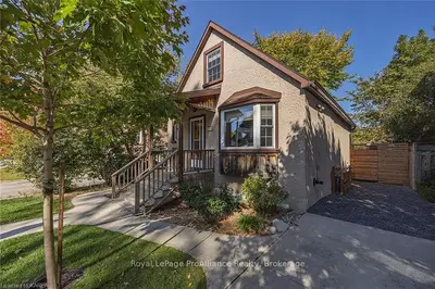 319 Mack Street, Kingston, On K7l 1r1