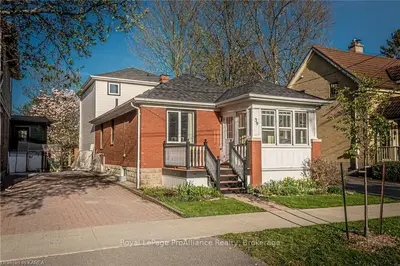 39 Alwington Avenue, Kingston, On K7l 4r4