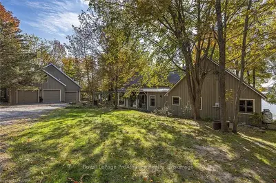 557 Tracys Point, Tay Valley, On, K0g 1v0