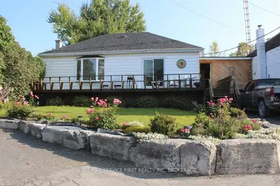 1263 Main Street, Frontenac Islands, On K0h 2y0