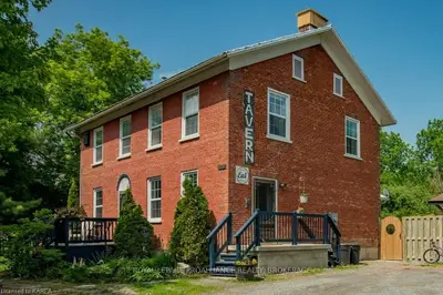 1526 COUNTY ROAD 2, Front of Yonge, ON K0E 1P0