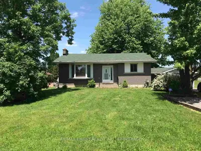 3118 PRINCESS Street, Kingston, ON K7L 4V2