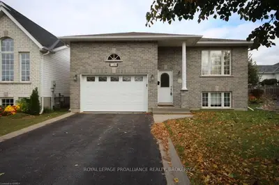 1088 Greenwood Park Drive, Kingston, ON K7K 7H7