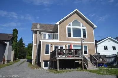 7 Rideau Street, Westport, On K0g 1x0