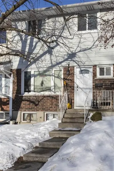 26 Addington Street 20, Loyalist, On K7n 1c5
