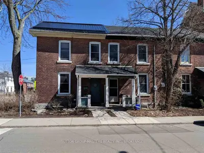 189 Clergy Street E, Kingston, On K7k 3s6