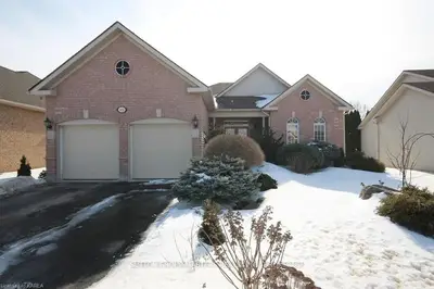 102 Abbey Dawn Drive, Loyalist, On K0h 1g0