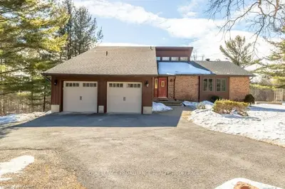 14 Howe Island Ferry Road, Kingston, On K7l 4v1