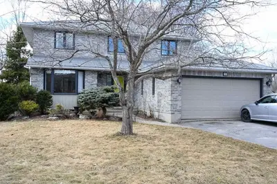 989 Lynwood Drive, Kingston, On K7p 2k4