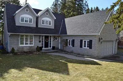 28 Cardiff, Greater Napanee, On, K7r 3l4