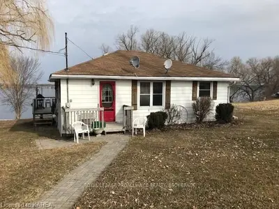 2501 South Shore Road, Greater Napanee, On K7r 3k7