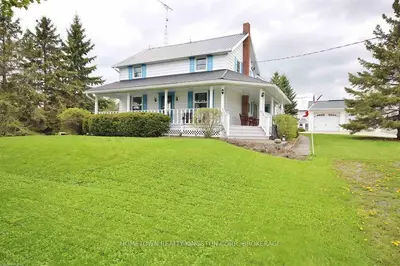 6905 Loyalist Parkway, Greater Napanee, On K0h 1g0