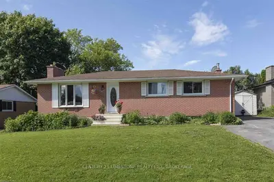 661 Sussex Boulevard, Kingston, On K7m 5a9