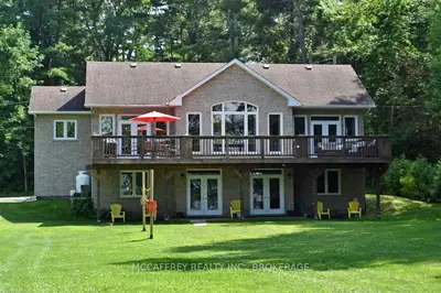 94 Trillium Lane, Greater Napanee, On K0h 1g0