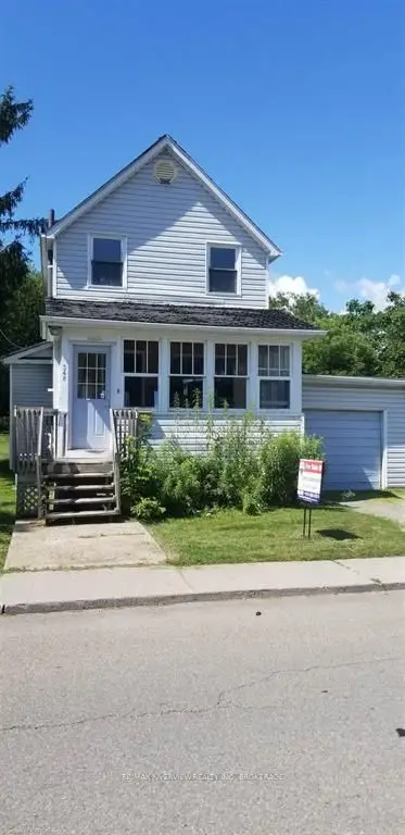 348 Charles Street, Gananoque, On K7g 1v4