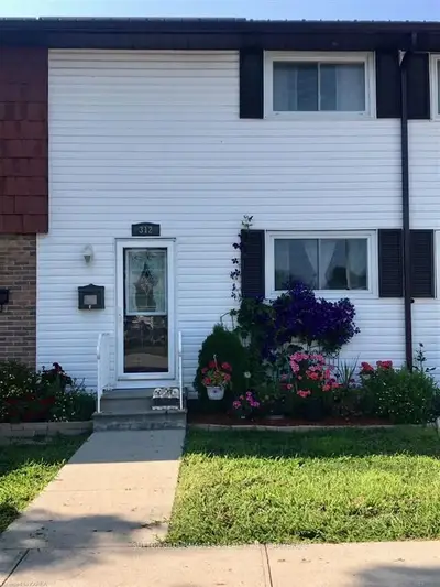 312 Forsyth Street, Gananoque, On K7g 2y1
