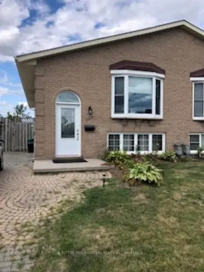263 Kingsdale Avenue, Kingston, On K7m 8h8