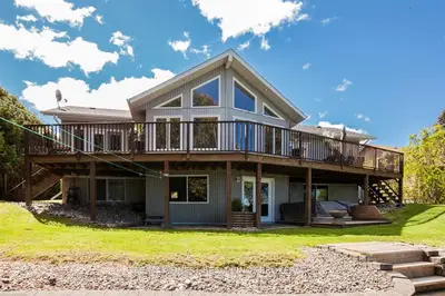 119 North Shore Road, Frontenac Islands, On K7g 2v6