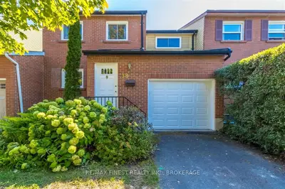 38 Newcourt Place, Kingston, On K7m 6y1