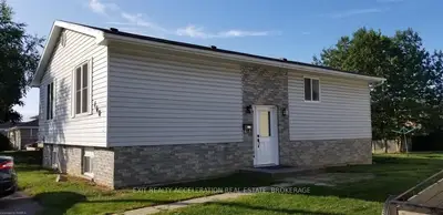 460 Camden Road, Greater Napanee, ON K7R 1G1