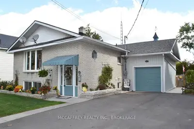 207 Camden Road, Greater Napanee, ON K7R 1E4
