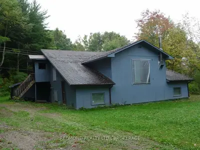 63 Selton Rd. East, Front Of Leeds & Seeleys Bay, On, K0e 1l0