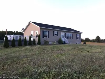 10223 Highway 33, Greater Napanee, ON, K0H 1G0