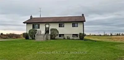 1900 Eden Grove Road E, Front Of Leeds & Seeleys Bay, On K7g 2v4