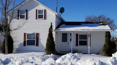 360 Henrietta Street, Gananoque, ON K7G 1X5