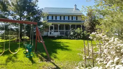 1598 Eden Grove Road, Front Of Leeds & Seeleys Bay, On K7g 2v4