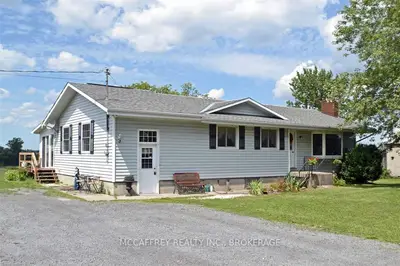 195/207 3rd Concession Road, Greater Napanee, On K7r 3k7