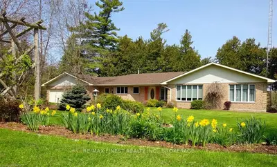 1281 Byrne Point Road, Frontenac Islands, ON K7G 2V6