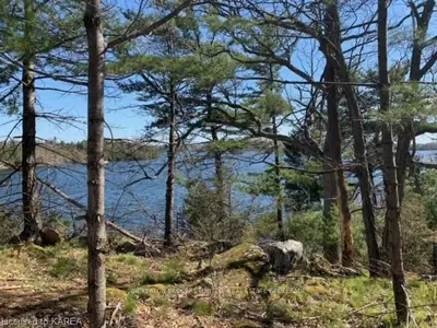 Christel Point - West Lot (end Of Christel Lane) ), Frontenac, On, K0h 2n0